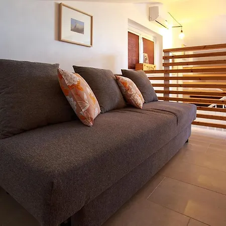 Barokhouse Bed & Breakfast
